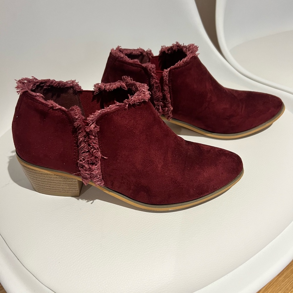 Red boots